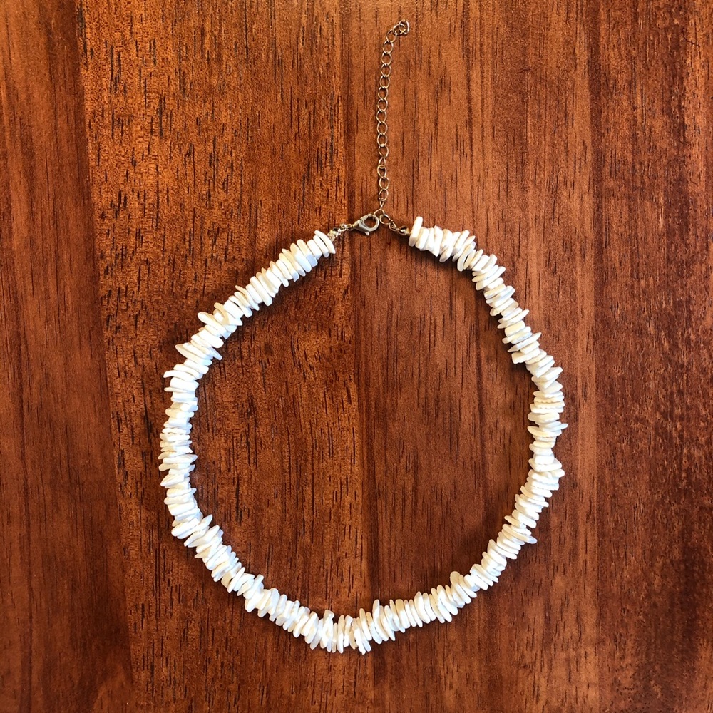 Brandy Melville Shell Necklace